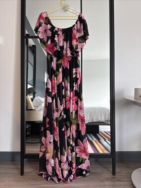 Forever Unique Maxi Dress Sz 6 Off Shoulder Tropical Print Chiffon Flowy